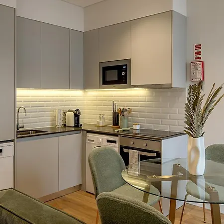 Lombok Gold 2br Terrace Apartment