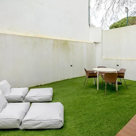 Lombok Gold 2br Terrace Apartment